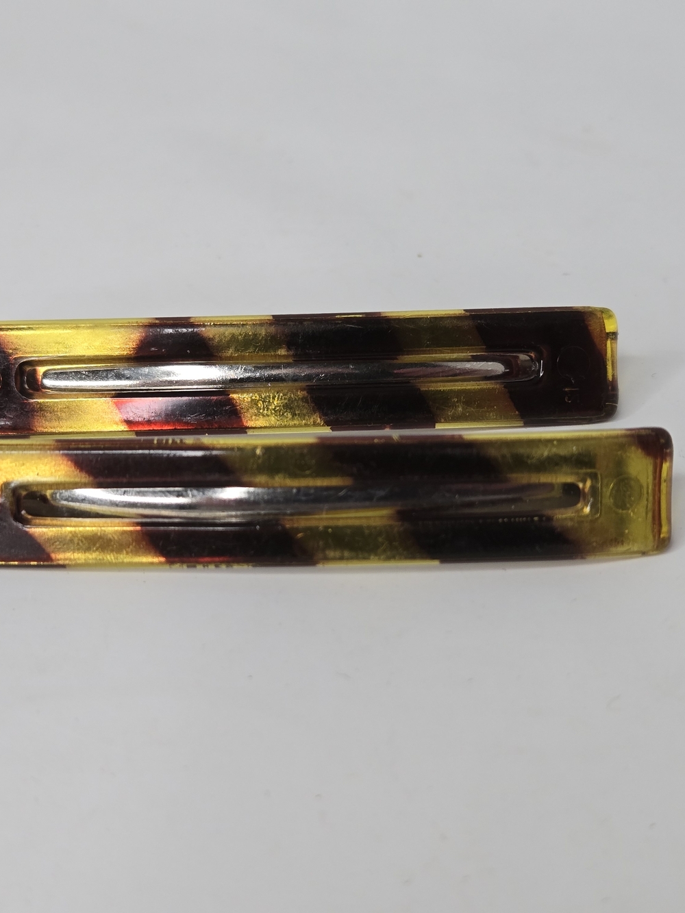 Vintage Goody 1970s Tortoiseshell Acrylic Hair Clips - Yellow Brown Pair